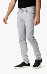Adjusted Leg Calm Jeans Light Grey