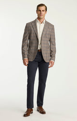 chinos model